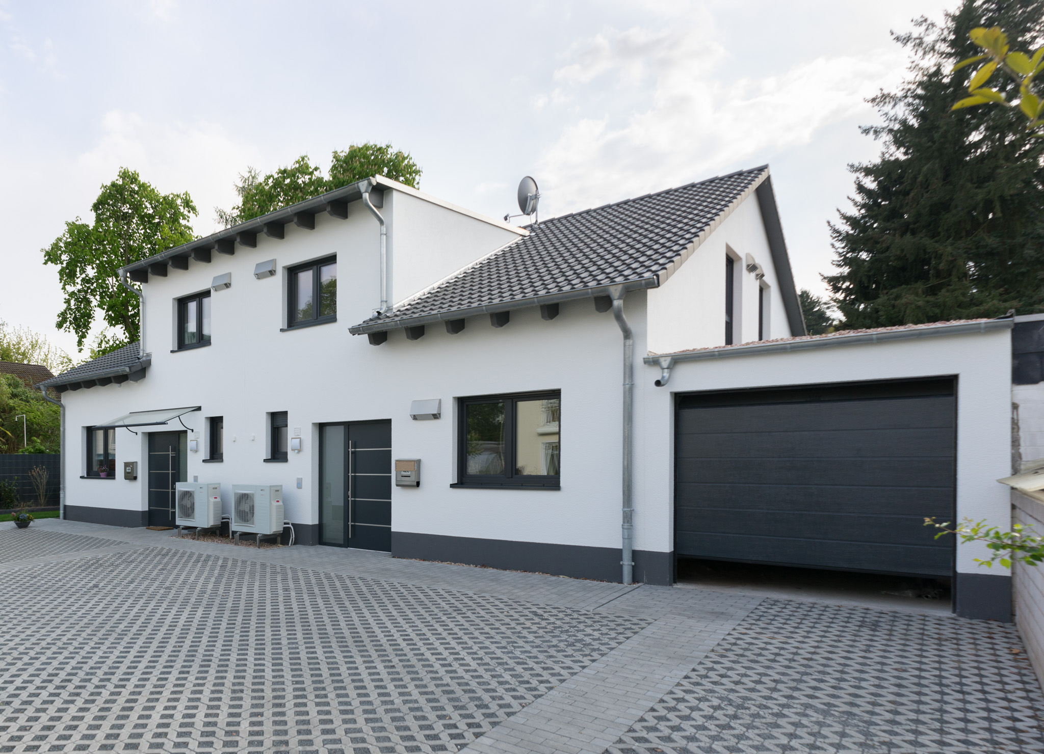 Bild 3: Doppelhaus 3, green building