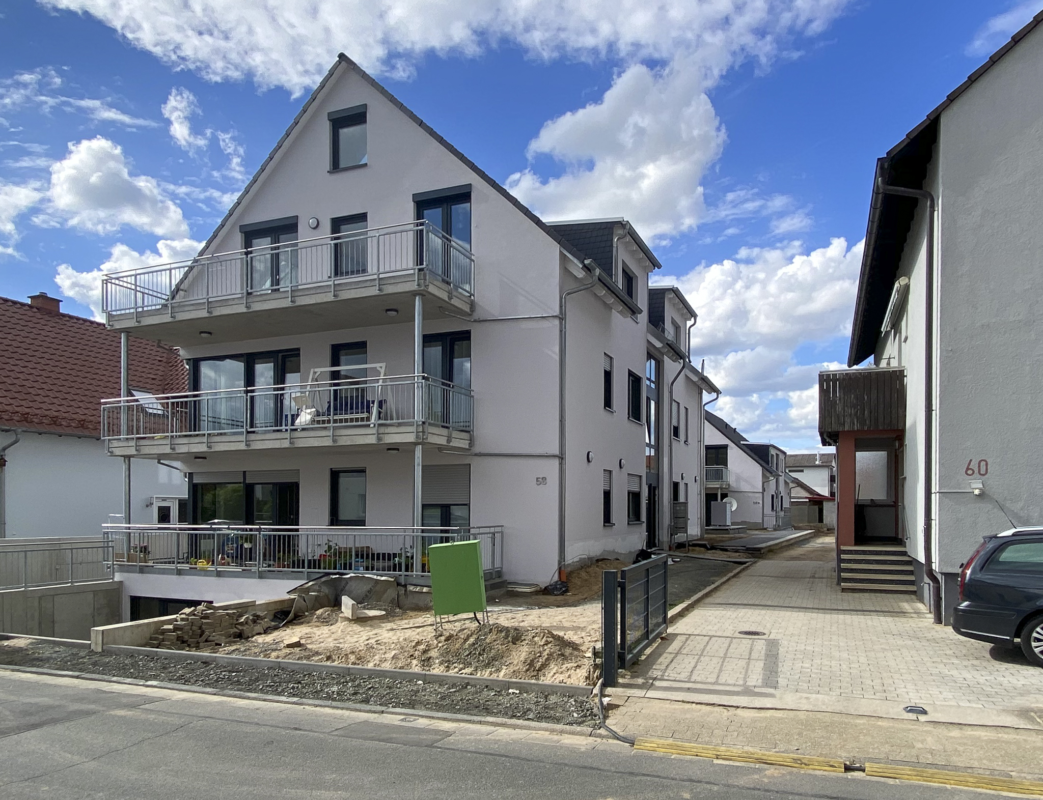Bild 2: Mehrfamilienhaus 2