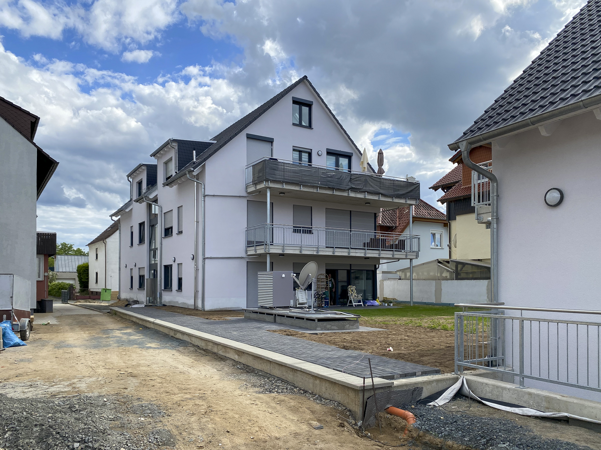 Bild 7: Mehrfamilienhaus 4