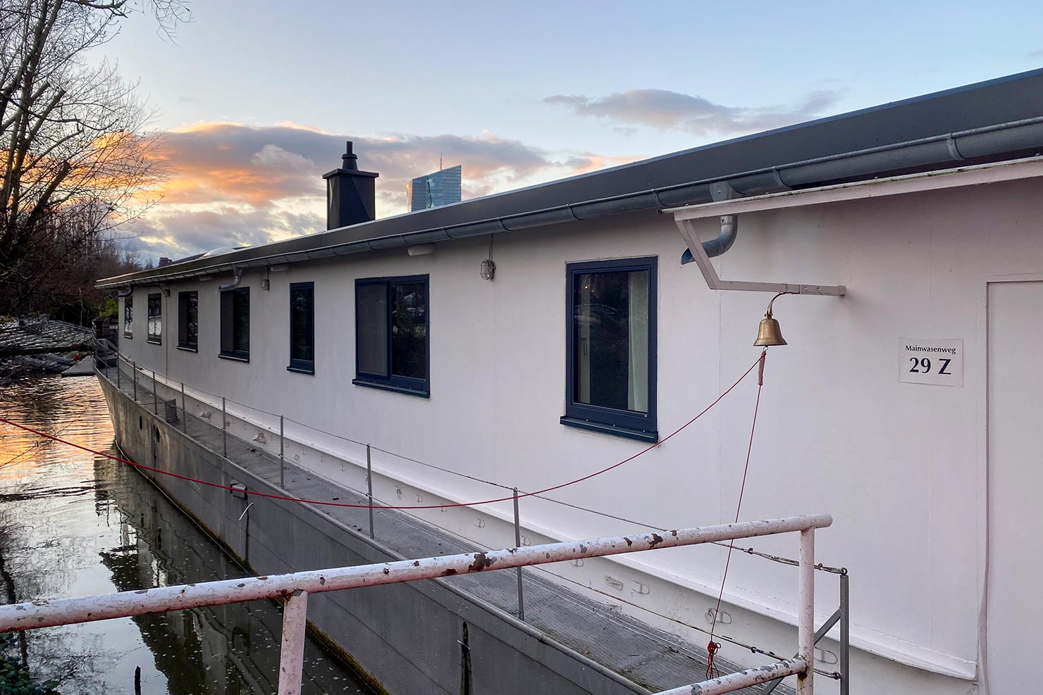 Hausboot am Mainwasenweg 29Z | nachhaltiger Architektur, energetisch, energieeffizient, Frankfurt