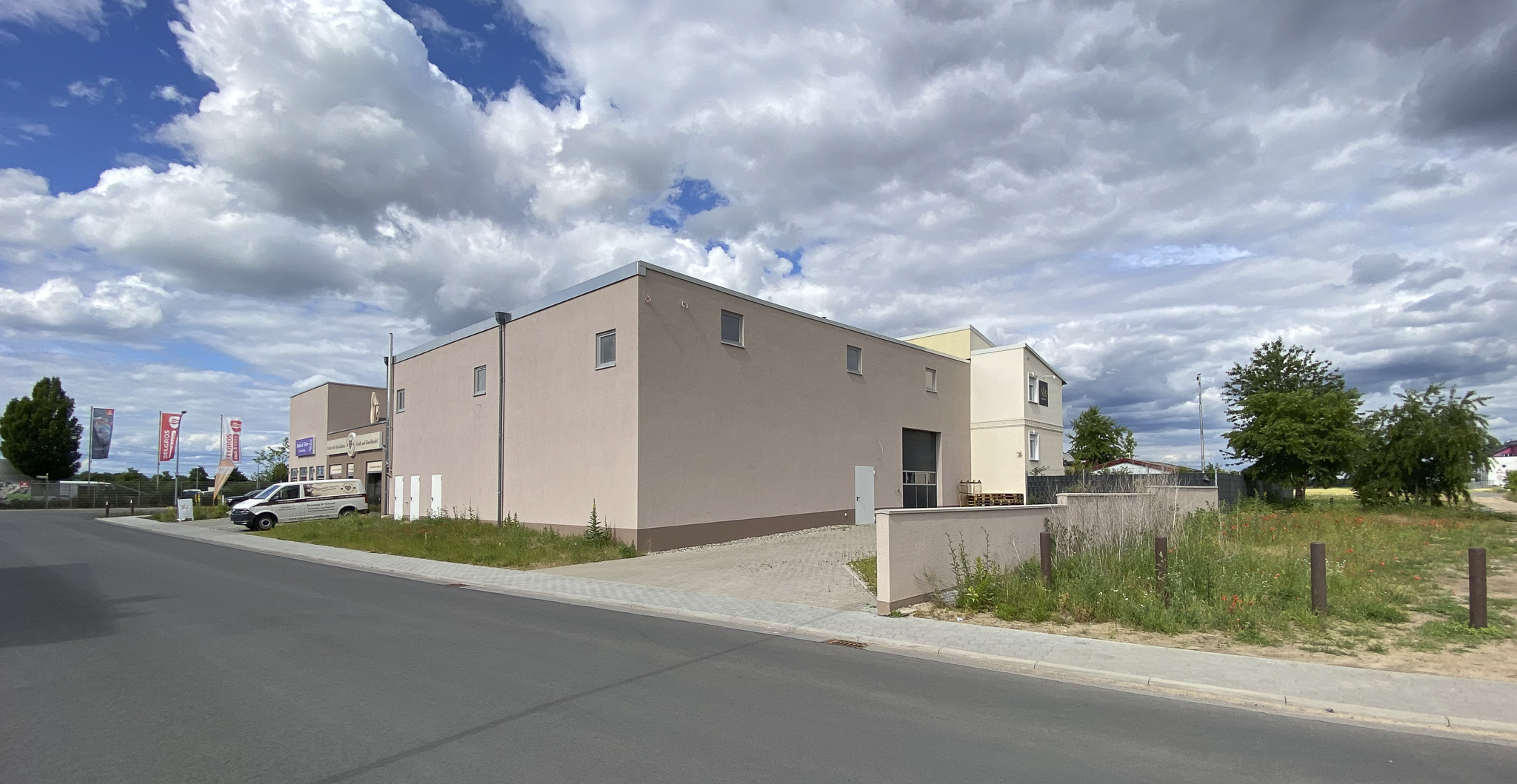 Bild 4: Außenansicht Wohn- und Geschäftshaus in der Zusestraße 11, Griesheim